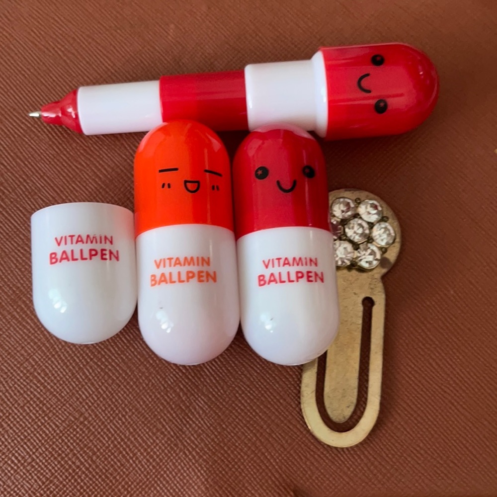 VITAMIN retractable BALLPOINT PEN
